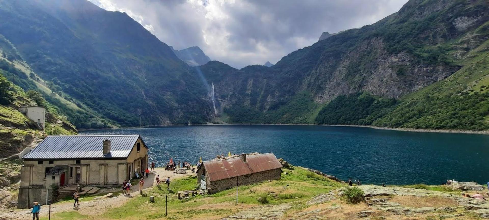Le 102, T3 Pour 5 Personnes, Vue Montagne, Classe 2 Etoiles Nf, Parking, Piscine En Ete Bagnères-de-Luchon Kültér fotó