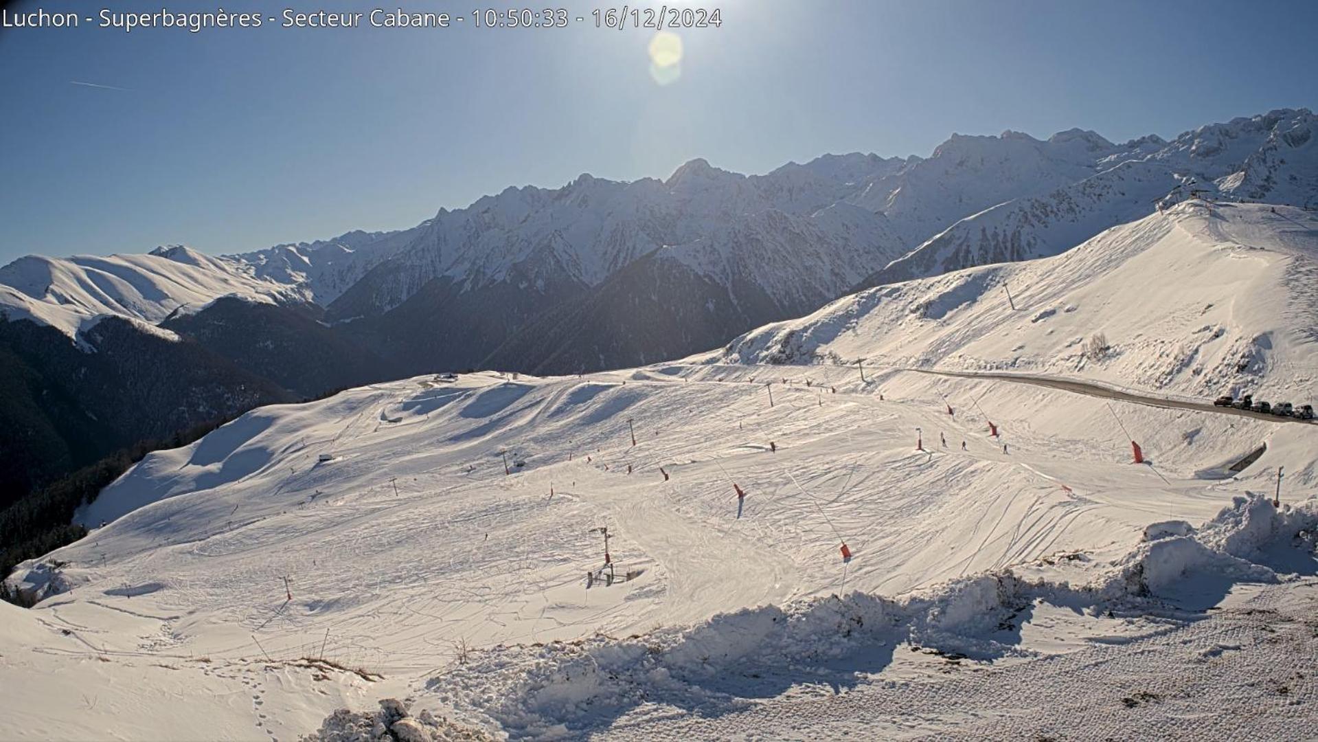 Le 102, T3 Pour 5 Personnes, Vue Montagne, Classe 2 Etoiles Nf, Parking, Piscine En Ete Bagnères-de-Luchon Kültér fotó